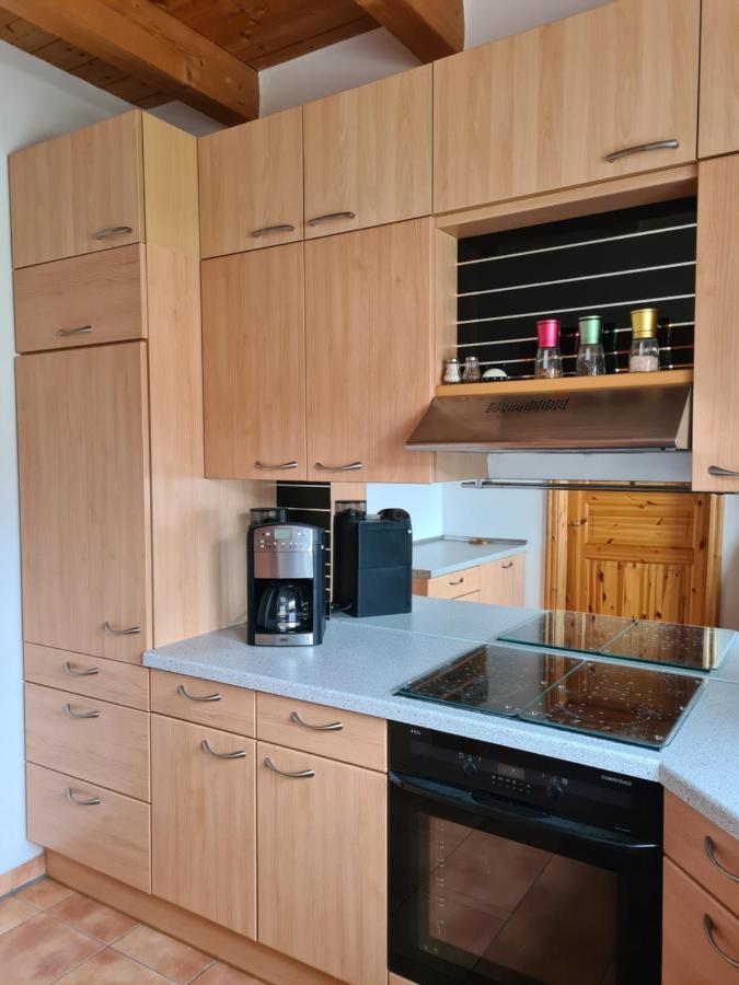Ferienwohnung Helga Thalmassing  ภายนอก รูปภาพ